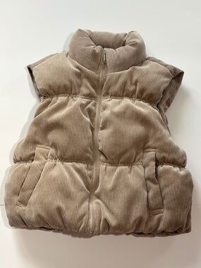 Ci Sono Corduroy Puffer Vest in Taupe